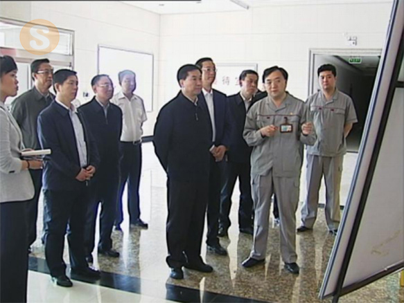 2014年8月28日　中央政治局委員、広東省委書記（當(dāng)時(shí)遼寧省代理省長(zhǎng)）李希蒞さんが當(dāng)社を視察 